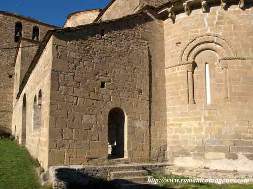 DETALLE DE LA GALERÍA PORTICADA